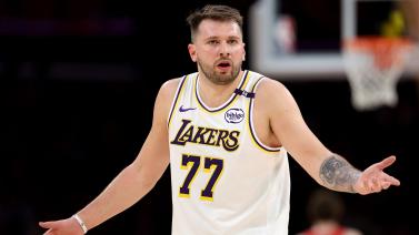 欧冠淘汰赛前瞻：曼城对阵皇家马德里,